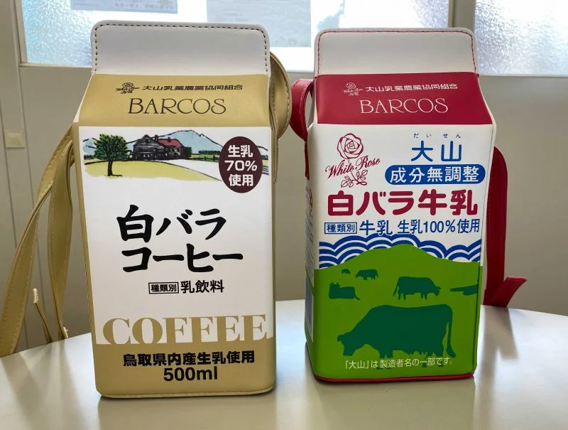 白バラ 牛乳 白バラ コーヒー  バルコス コラボ ポシェット 未使用 限定品